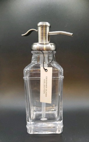 Vintage style pump - style,